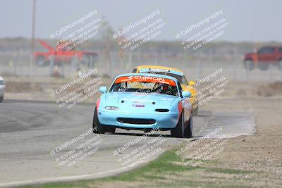 media/Oct-25-2025-CalClub SCCA (Sat) [[34c778dfbe]]/Group 4/Qualifying/